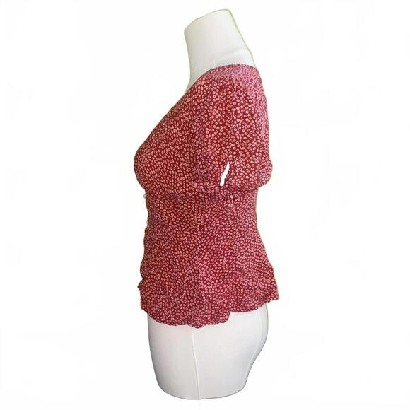 Urban Outfitters Red Floral Blouse Summer Top Size Small - Picture 3 of 5